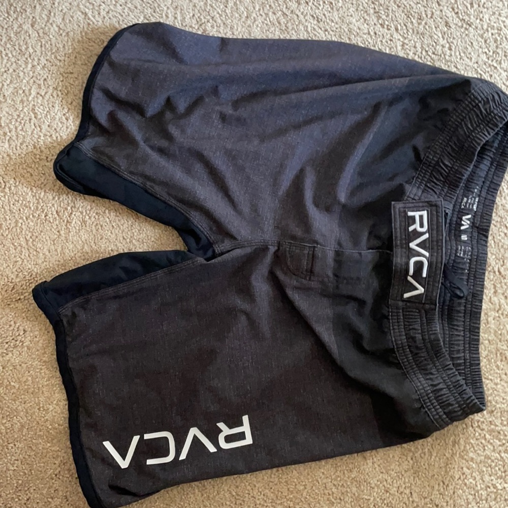 Rvca training shorts